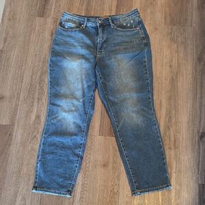 Judy Blue Straight Leg Slim Fit Denim Jeans